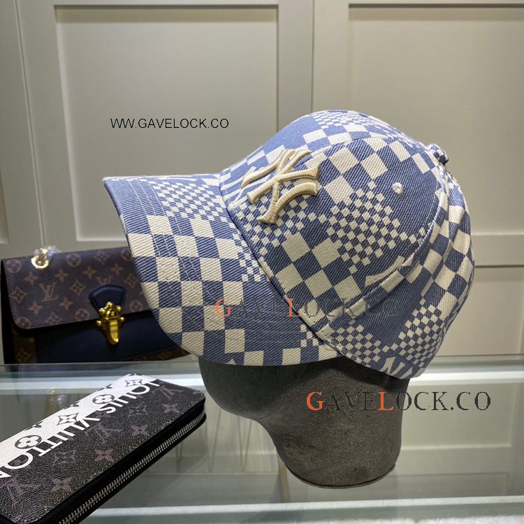 High Quality NY Yankees Baseball Cap with Bag